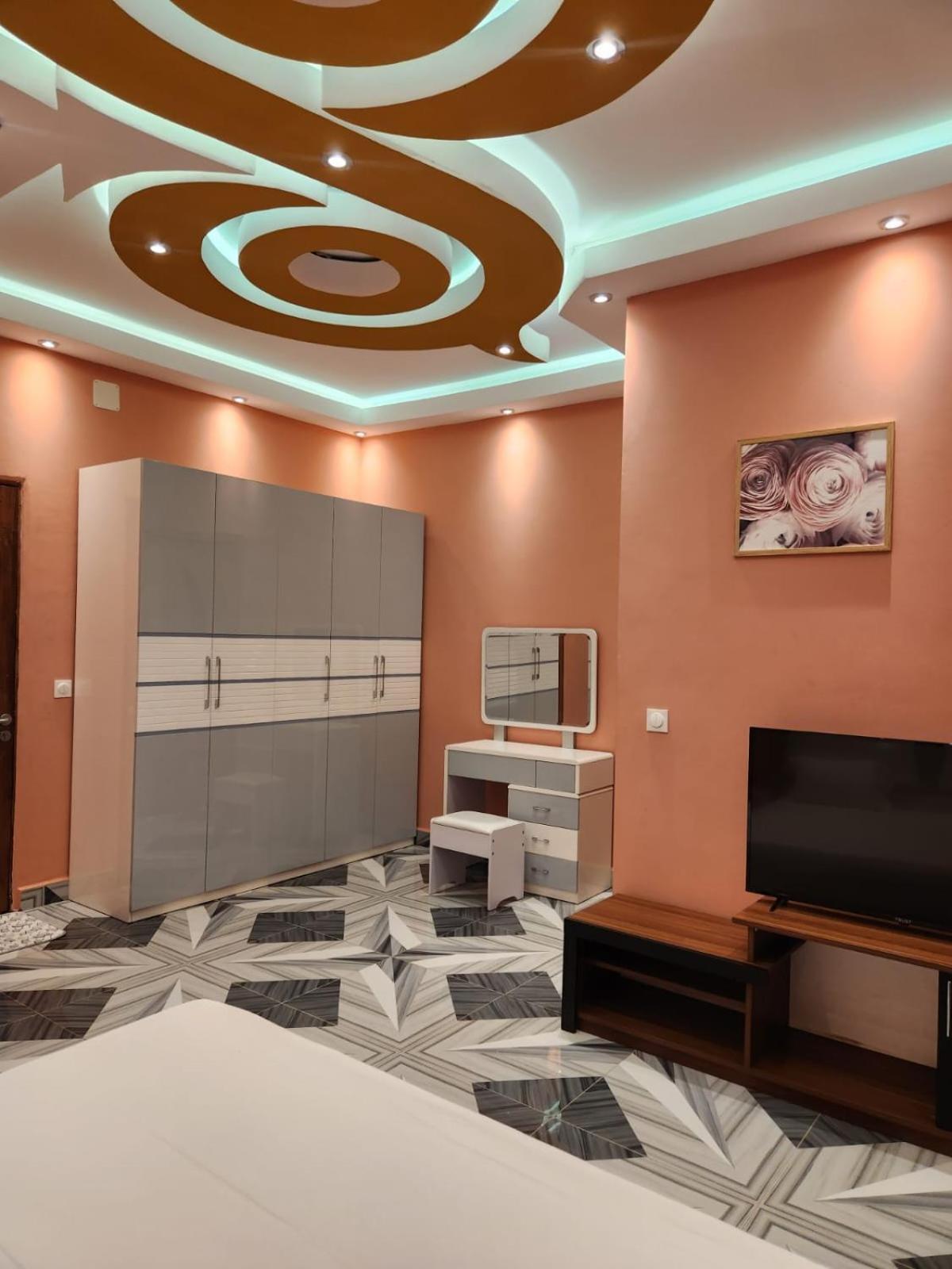 Ocean Heaven Hotel Махадзанга Экстерьер фото