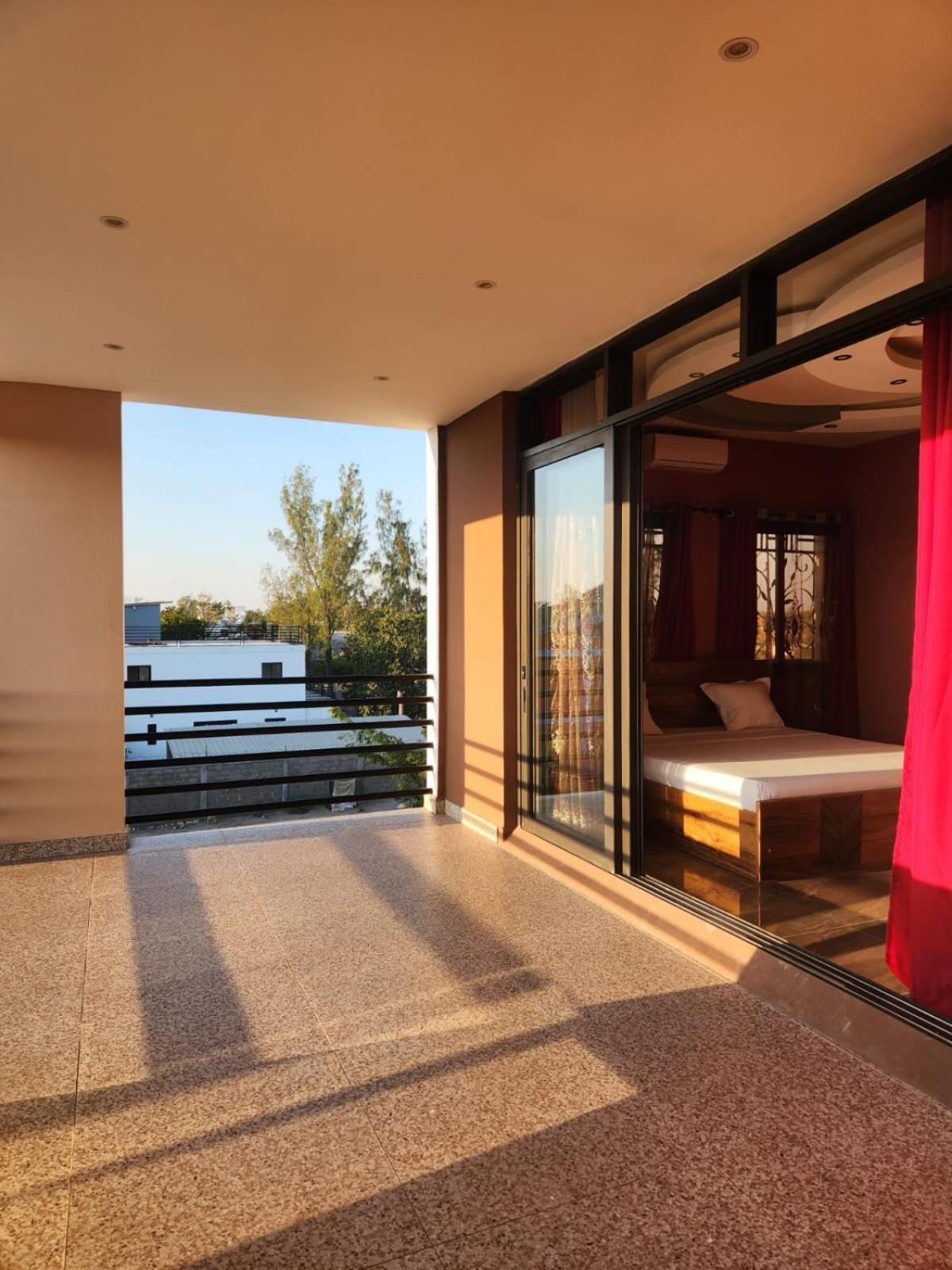 Ocean Heaven Hotel Махадзанга Экстерьер фото