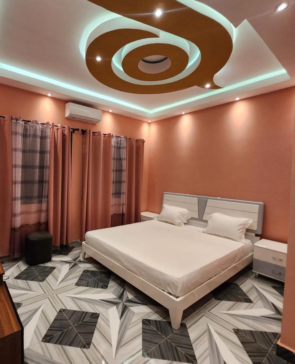 Ocean Heaven Hotel Махадзанга Экстерьер фото