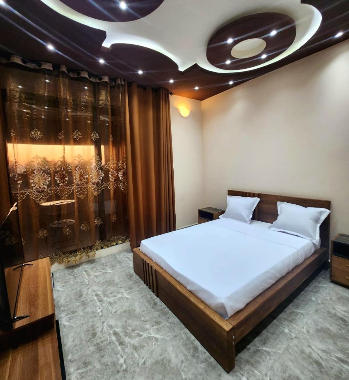 Ocean Heaven Hotel Махадзанга Экстерьер фото